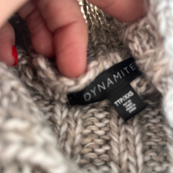 Dynamite cropped sweater - Picture 2 of 4